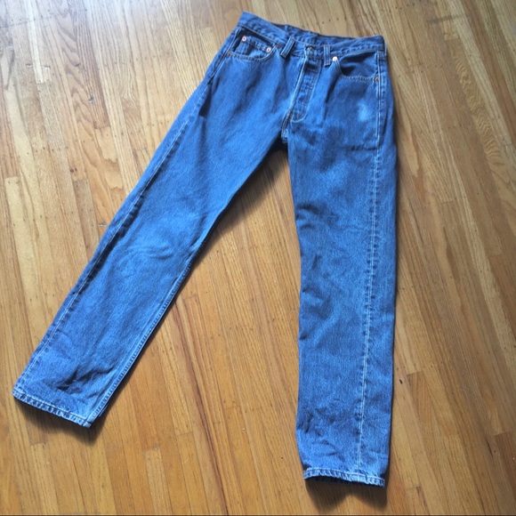 Levi's Denim - vintage 🇨🇦 Levis 501 w26 l28 hr 100% cotton